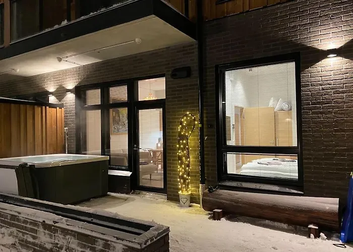 Levi Diamonds Luxury Ski-In&Out &Private Jacuzzi