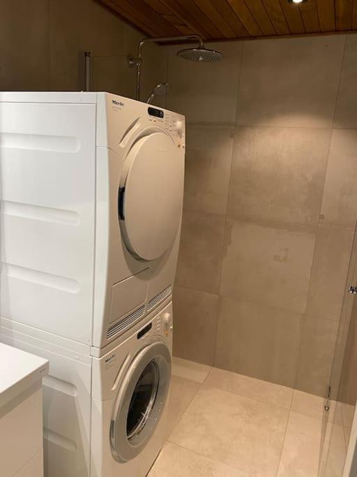 Levi Diamonds Luxury Ski-in&out &private Jacuzzi *