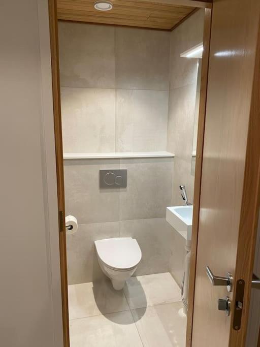 Levi Diamonds Luxury Ski-in&out &private Jacuzzi * Sirkka